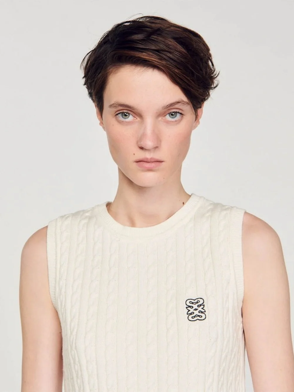 Sandro Cable Knit Sleeveless Vest with Crest - Picture 2 of 7